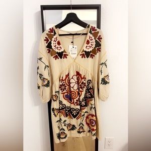 NWT ZARA EMBROIDERED DRESS XS